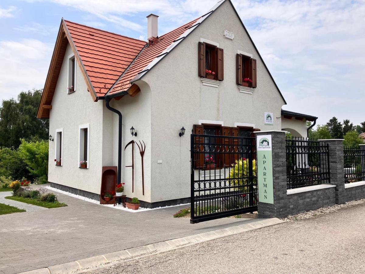 Annapartman Badacsonytördemic Exterior foto
